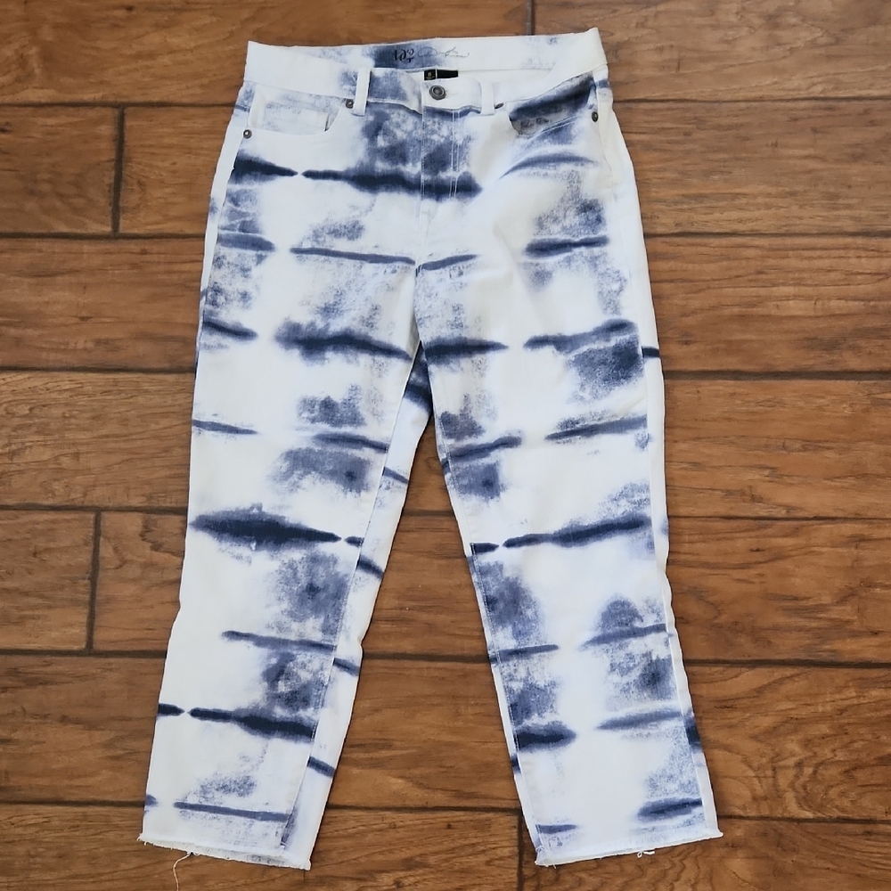 DG2 by Diane Gilman White and Navy Tie-Dye Cropped Jeans sz 8